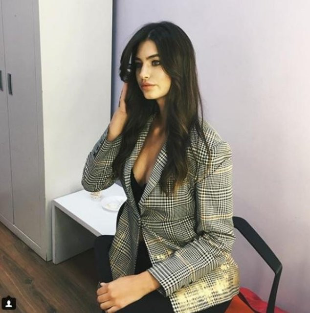 Tescilli güzel Ecem Çırpan'dan erkekleri çıldırtan açıklama! - Resim: 2