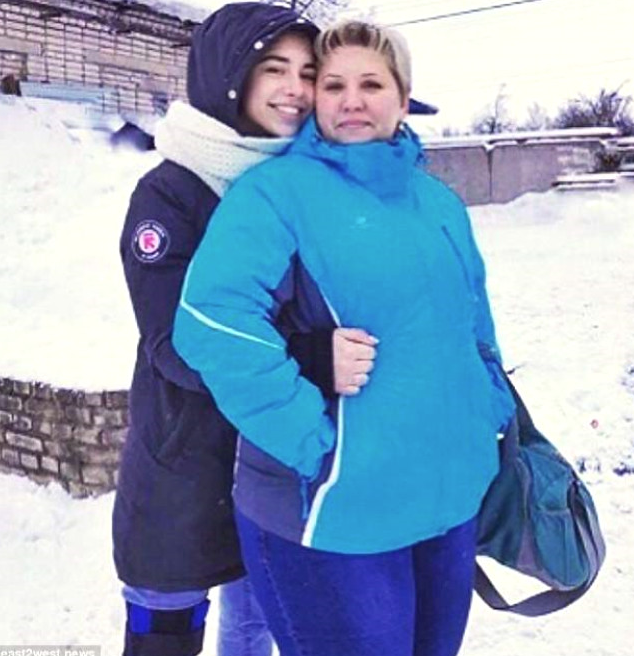 Kadın öğretmenle öğrencisinin skandal fotoğrafı ortaya çıktı - Resim: 3