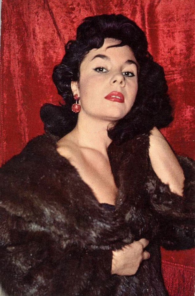 Müslüm Gürses Muhterem Nur evlilik yılı çocukları oldu mu? - Resim: 2