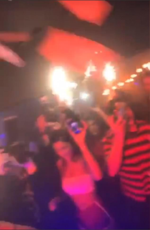 Ülke bu skandalı konuşuyor! Evli dövüşçüyle tek gecelik fantezi itirafı - Resim: 2