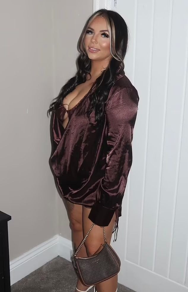 Yine İngiliz yine estetik rehinesi! İngiliz kadın parayı ödeyemeyince İstanbul'da mahsur kaldı iddiası - Resim: 4