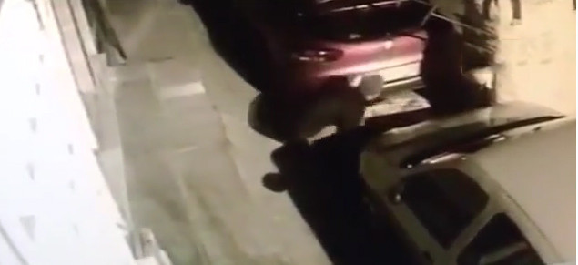 Köpeğe tecavüz etti iğrenç sapığı mahalleli yakalayınca olanlar oldu - Resim: 1