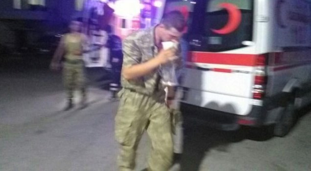 Manisa'da yine askerler zehirlendi! - Resim: 4