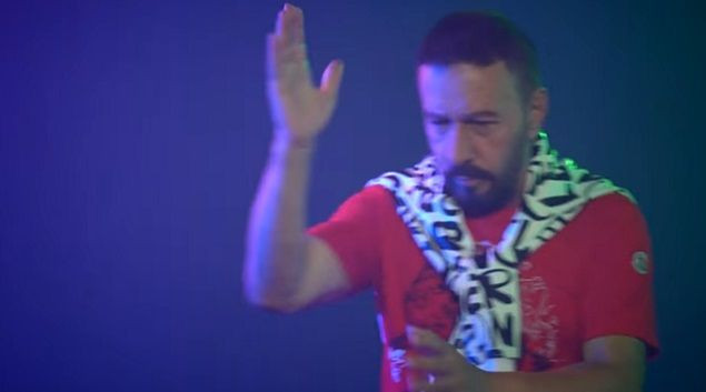 Mustafa Topaloğlu otel parası ödeyemeyince Afrika dansçıları evinde kalmaya başladı - Resim: 3