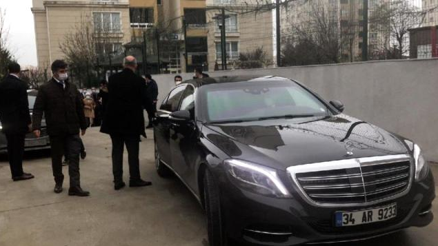 Ekrem İmamoğlu suikast iddiaları sonrası zırhlı makam aracı kullanmaya başladı - Resim: 0