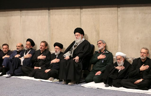 Kasım Süleymani'yi anma merasimi! Devlet adamları gözyaşlarına boğuldu - Resim: 0