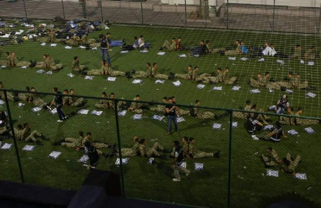 Muhafız Alayı böyle gözaltına alındı - Resim: 3