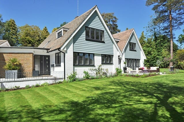 Bahçeyi kazarken Ferrari buldu! - Resim: 1