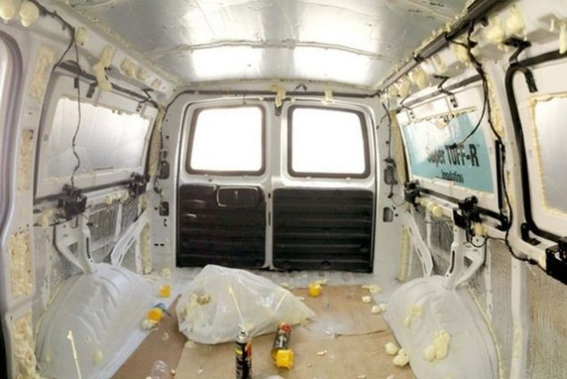 Kamyonetini baştan sona yenileyip evi yaptı - Resim: 3