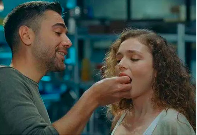 Serra Arıtürk hamile imam nikahı kıydılar denmişti! Kadir Doğulu işin aslını açıkladı - Resim: 4