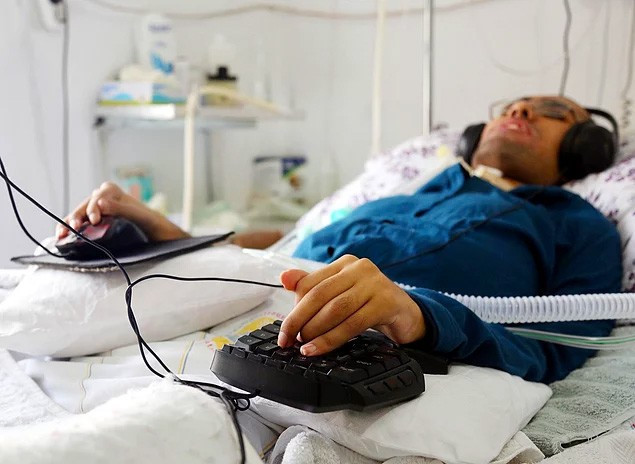 O da Antalyalı Hawking 4 dil biliyor - Resim: 1