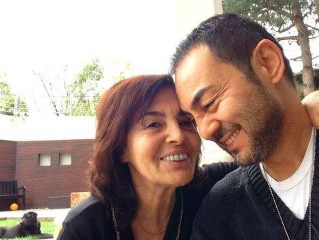 Kıvanç Tatlıtuğ'un annesine de bakın bu kadar olur! - Resim: 4