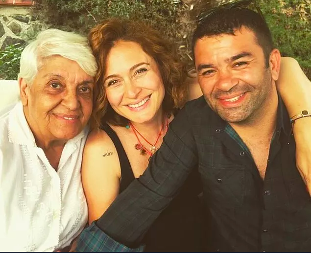 Meral Şakrak kaç yaşında neden öldü Bülent Şakrak'ın anne ve babası kimdir? - Resim: 1