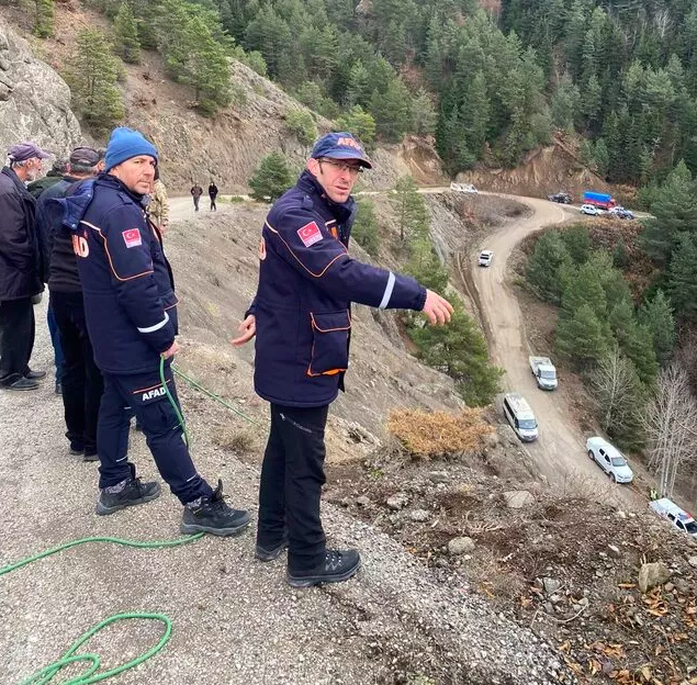 Çekiçle defalarca kafasına vurmuş! Trafik kazası süsü vermek için de... - Resim: 0