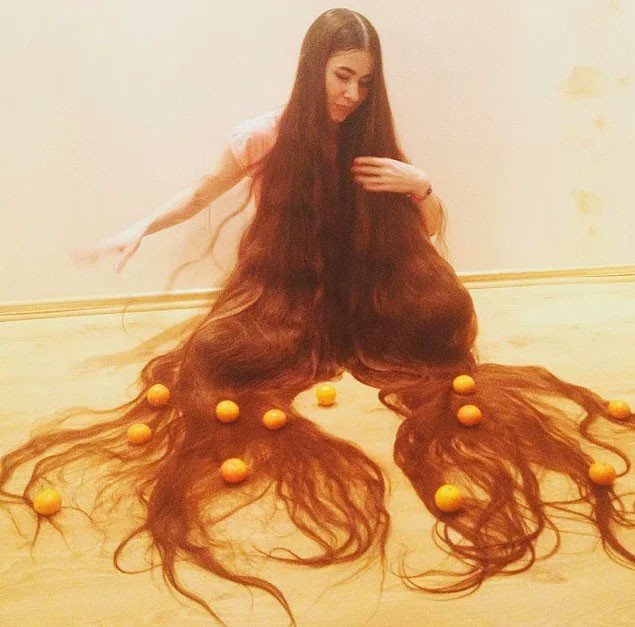 Saçları tam 2 buçuk metre ! Akıl alır gibi değil - Resim: 2