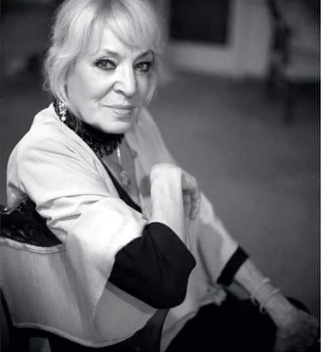 Yeşilçam'ın kötü kraliçesi Lale Belkıs'ın son haline bakın genç şarkıcıyla düet yaptı! - Resim: 4