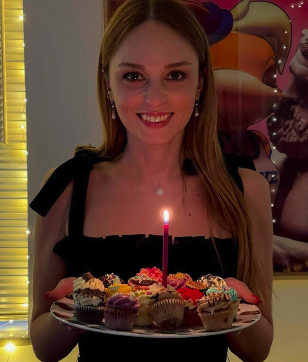 Oyuncu Nilperi Şahinkaya sosyal medya hesabından aşkını ilan etti! O fotoğraf bomba - Resim: 4