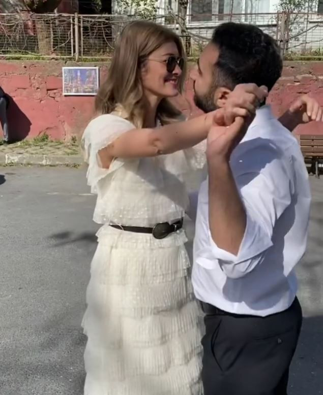 Güldür Güldür Bilal'in eşi Duygu herkesi hayran bırakıyor! - Resim: 3