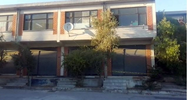 İzmir'de cinayet! Bir kadın iş yerinde başından vurulmuş halde bulundu katili de... - Resim: 2