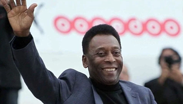 Pele'nin ölümü futbol dünyasını yasa boğdu! Yıldızlar üst üste paylaştı hayatı inanılmaz - Resim: 1