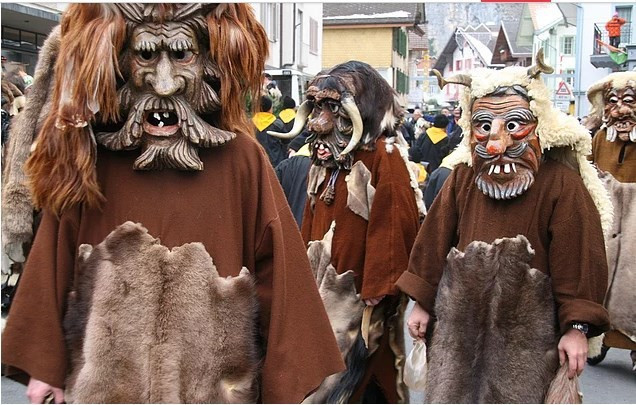 Dünyadan 18  ilginç yılbaşı geleneği - Resim: 4