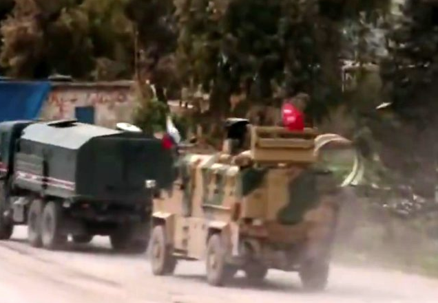 Ateşkes sonrası İdlib'den ilk görüntüler! Türk ve Rus askerinden ortak devriye - Resim: 1