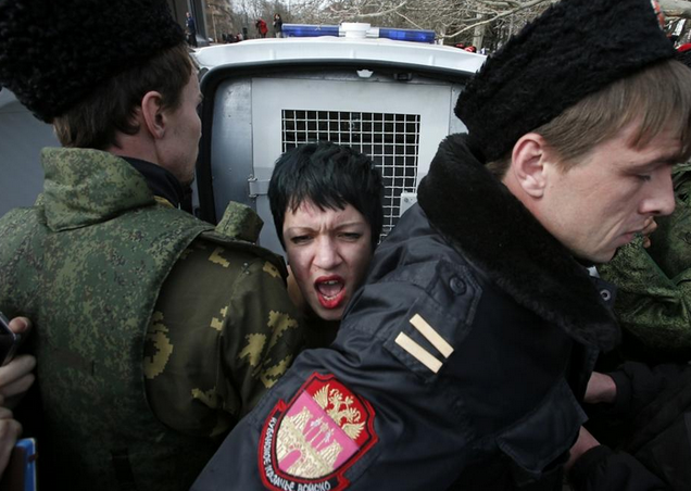 FEMEN'den Kırım'da Putin karşıtı eylem - Resim: 1