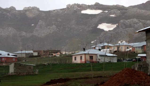 Van'da taziye çadırı kurulan mahallede vaka sayısı katlandı - Resim: 1