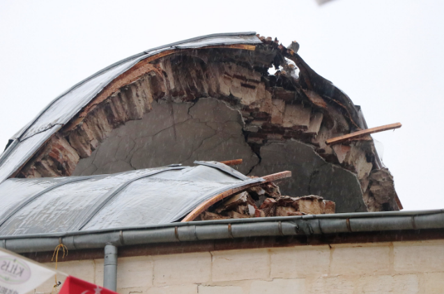 Roketli saldırının şiddeti gün ağarınca ortaya çıktı  - Resim: 1