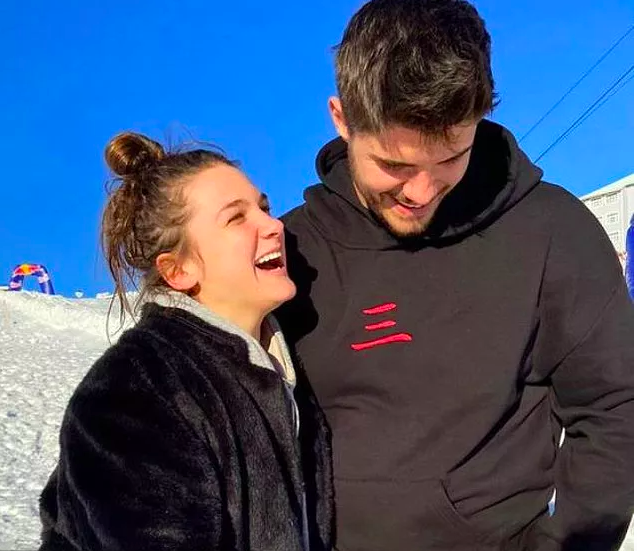 Bildiğinizi unutun Survivor Nisa eski sevgilisi Barış Yağçı hakkında öyle bir şey itiraf etti ki! - Resim: 4