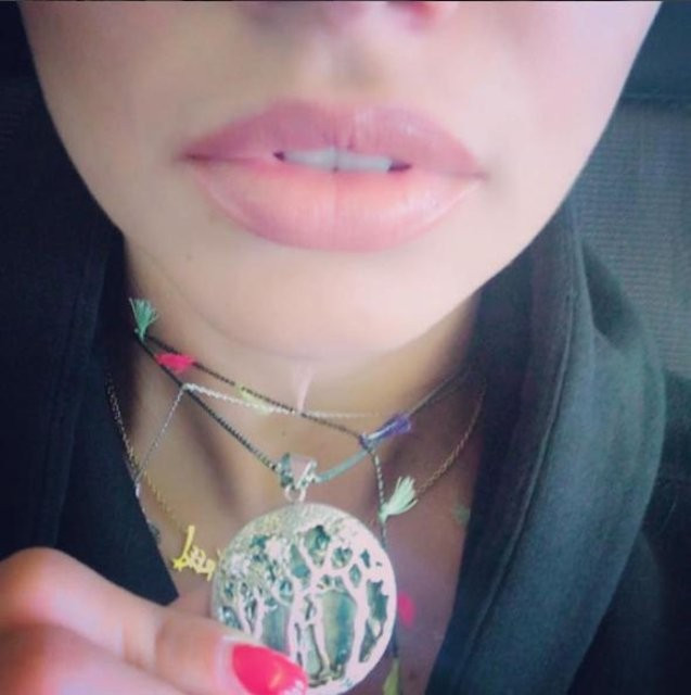 Adriana Lima Metin Hara ayrıldı mı kolye detayına dikkat - Resim: 4