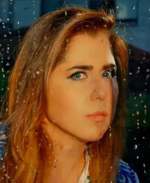 Seher Dilovan'dan olay 'sahnede dekolte' çıkışı: Bedenini teşhir edenler psikolojik vaka! - Resim: 3