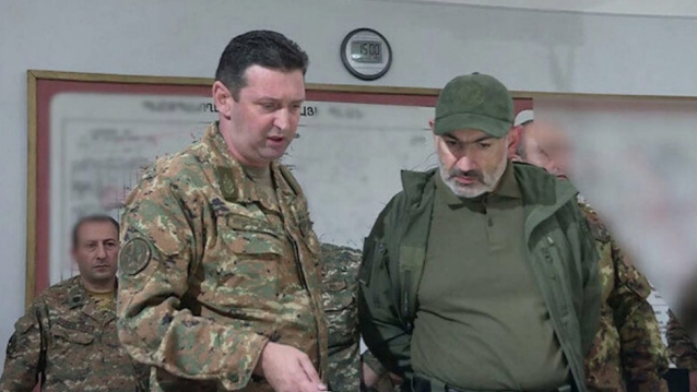 Ermenistan ordusu darmadağın! Kritik isim görevden alındı - Resim: 0