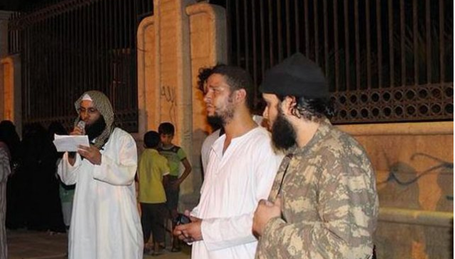 IŞİD militanları genç kadını taşlayarak öldürdü! - Resim: 4