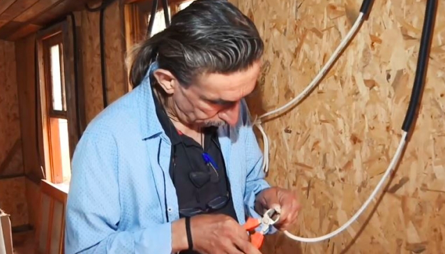 Sokaklarda perişan yaşıyordu Kaab Camii'ne gitti hayatı değişti - Resim: 0