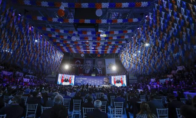 Erdoğan'dan CHP'deki istifalara sert tepki: Yüzsüzlüktür, pişkinliktir, siyasi arsızlıktır - Resim: 0