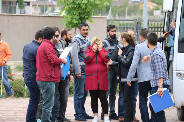 Fuhuş operasyonunda rezaletin şifresi şoke etti!  - Resim: 1