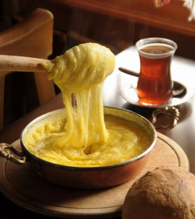 Kuymak nasıl yapılır efsane lezzet evinizi şenlendirecek! - Resim: 0