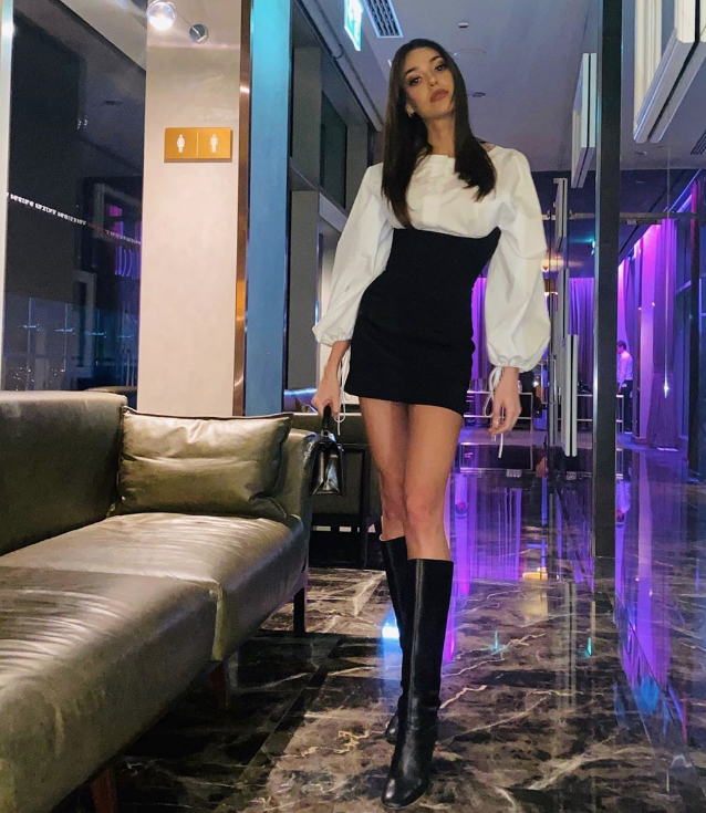 Göğüs dekolteli pozu çok konuşuldu Dilan Çiçek'in Çukur'daki hali bambaşkaydı - Resim: 1