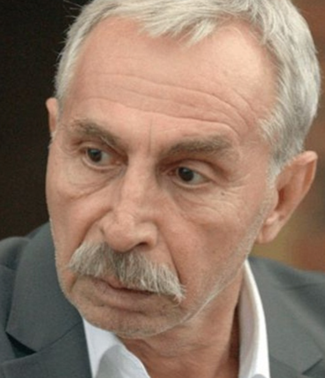 Ünlü oyuncu Rıza Akın'ın cenaze tarihi belli oldu Atlas Sineması'nda tören düzenlenecek... - Resim: 1