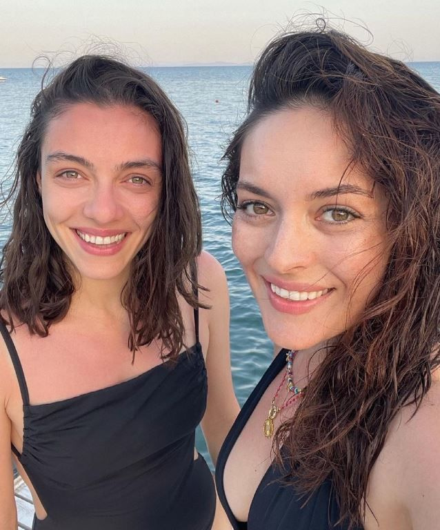 Merve Dizdar'ın Cannes tarzı eleştiri aldı, kıyafetine 'rezil' 'iğrenç' diyenlere patladı - Resim: 2