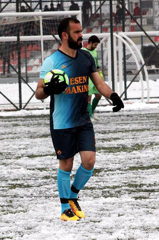 TIR'la kafa kafaya çarpıştı! Kayserili futbolcu kaza kurbanı oldu - Resim: 3