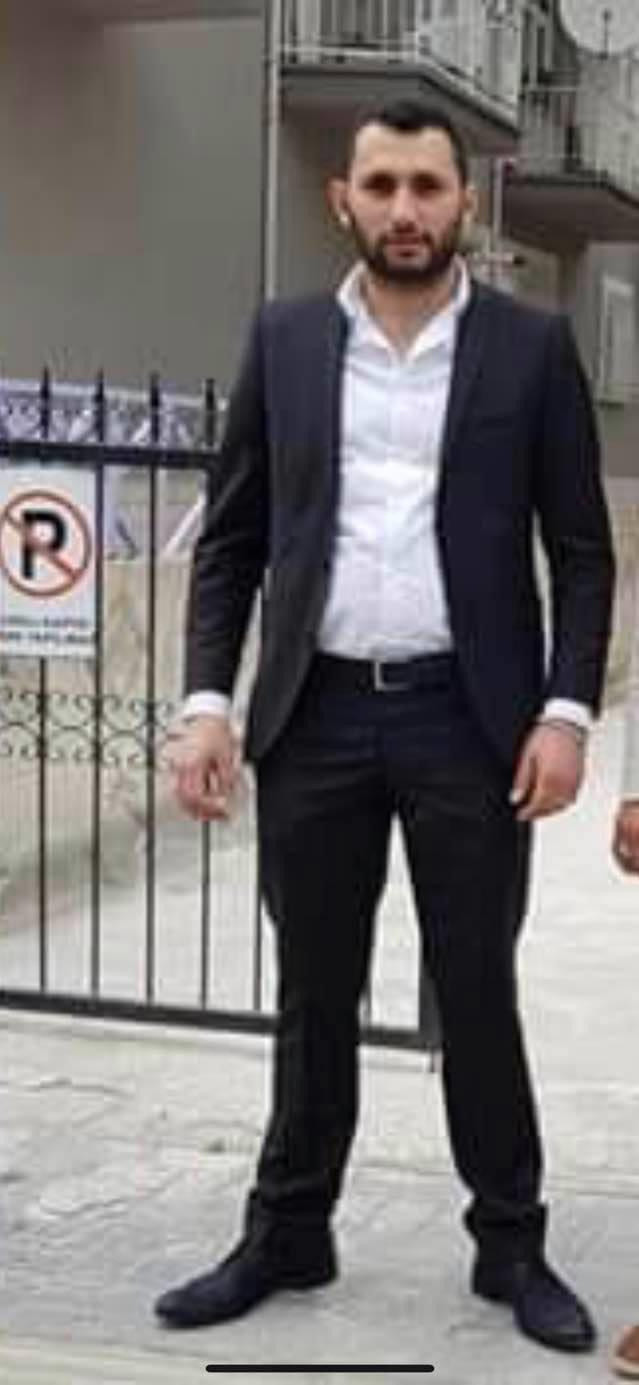 Kocaeli'de kaldırımda beklerken kurşun yağmuruna tutuldu - Resim: 0