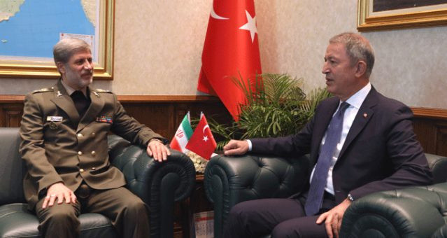 Hulusi Akar ile İranlı mevkidaşı Hatami görüşmesinin detayları belli oldu - Resim: 0