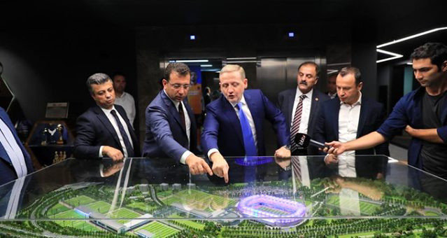 İmamoğlu'ndan Medipol Başakşehir'e ziyaret! - Resim: 1