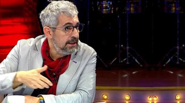 Ahlaksız teklif itirafı geldi! Okan Bayülgen ilk kez anlattı: Modeller bir hışımla arabadan inip... - Resim: 2