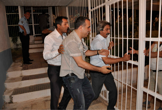 Haluk Levent korkundan karakola sığındı  - Resim: 2