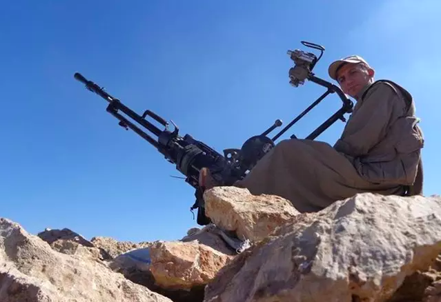 Ankara'da alçak saldırıyı yapan hainin dağdaki fotoğrafları ortaya çıktı! Yanındaki bakın kimmiş! - Resim: 3