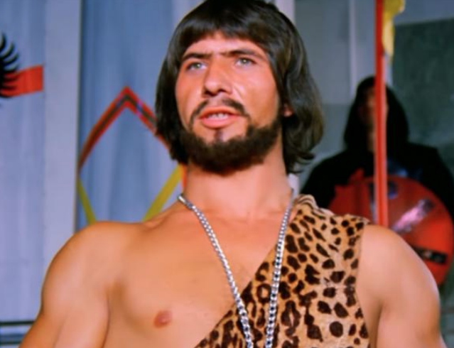 Yıllar sonra ortaya çıktı! Yeşilçam'ın efsane filminde güldüren hata - Resim: 2