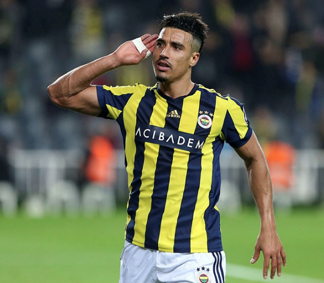 Fenerbahçe'de deprem! 3 ismin bileti kesildi - Resim: 4